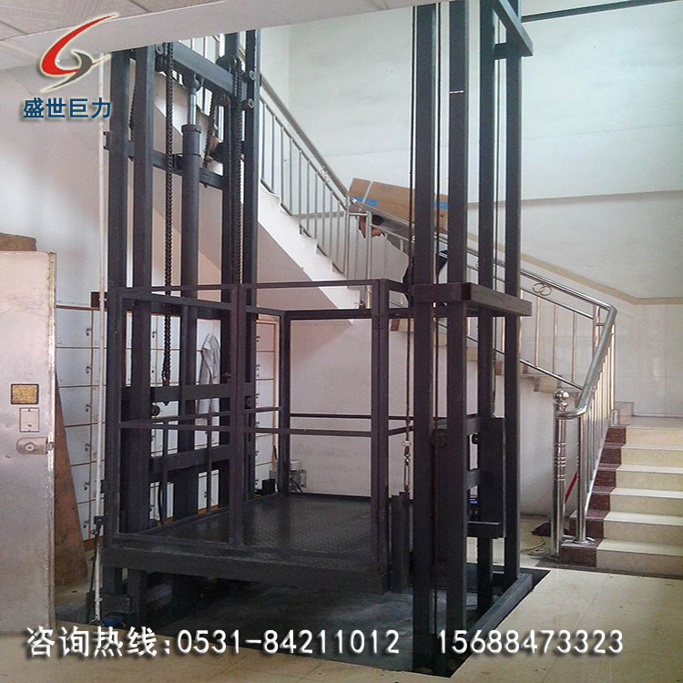 導(dǎo)軌式液壓升降平臺